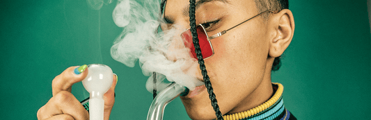 4 Smoking Accessories Every Smoker Needs, Part 1 - HEMPER