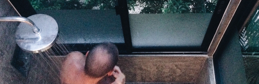 smoking-in-the-shower