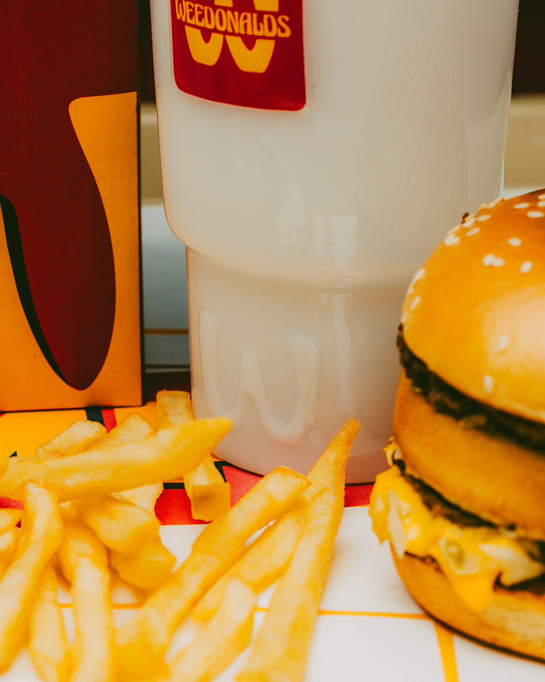 HEMPER WEEDONALDS RED PAPER LIFESTYLE_118.jpg