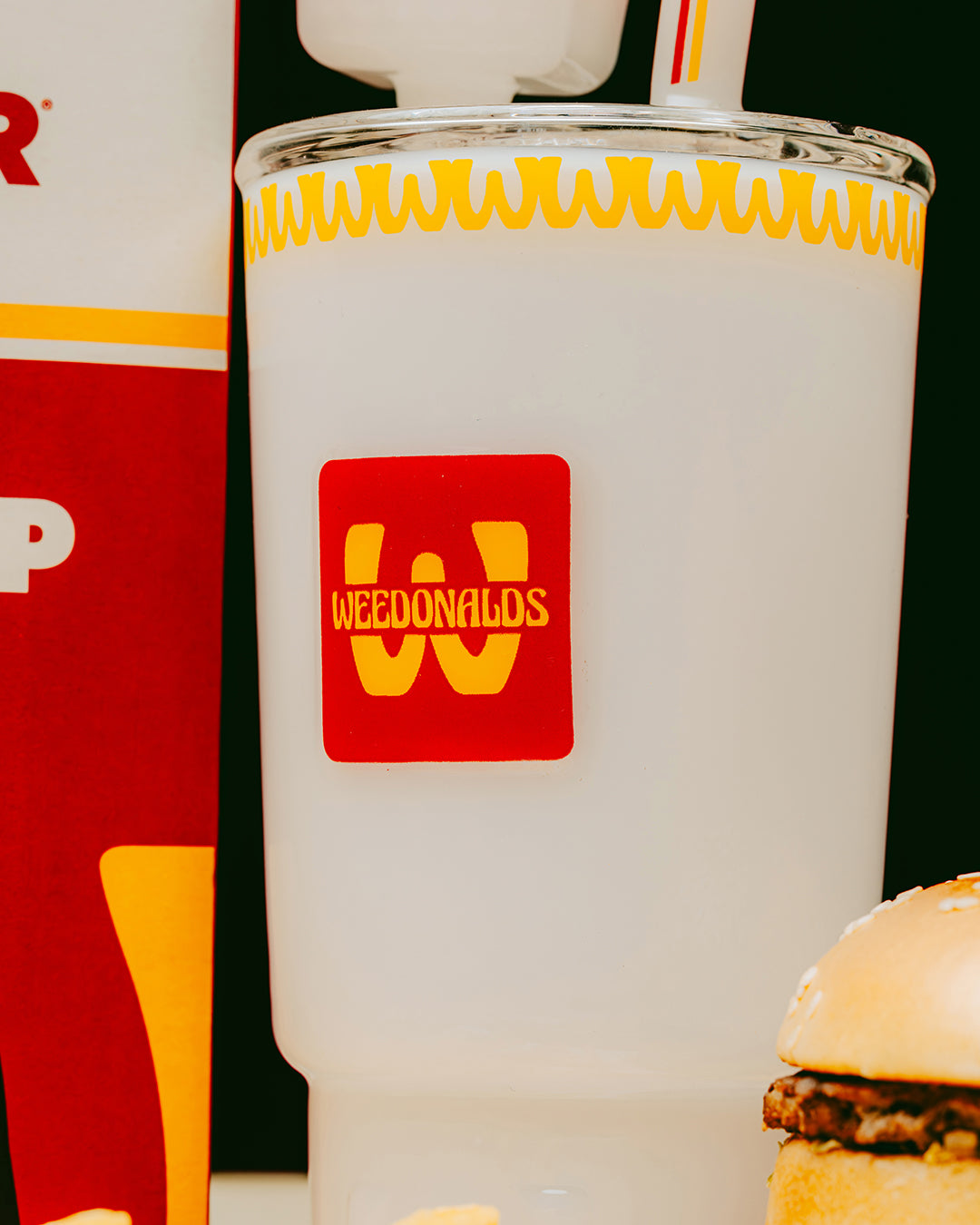 HEMPER WEEDONALDS RED PAPER LIFESTYLE_123.jpg