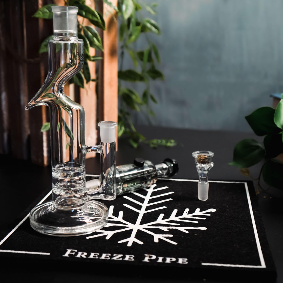 Freeze Pipe Tornado Bong - 5
