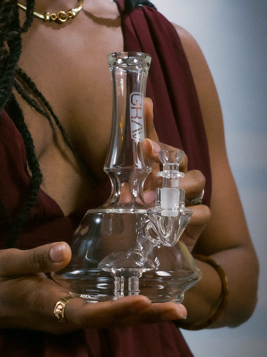 Person Holding GRAV Oracle Water Pipe - 4